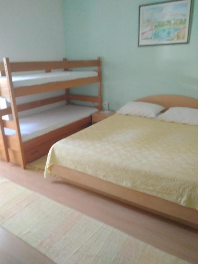 Apartmani Carevic Baška Voda Екстериор снимка