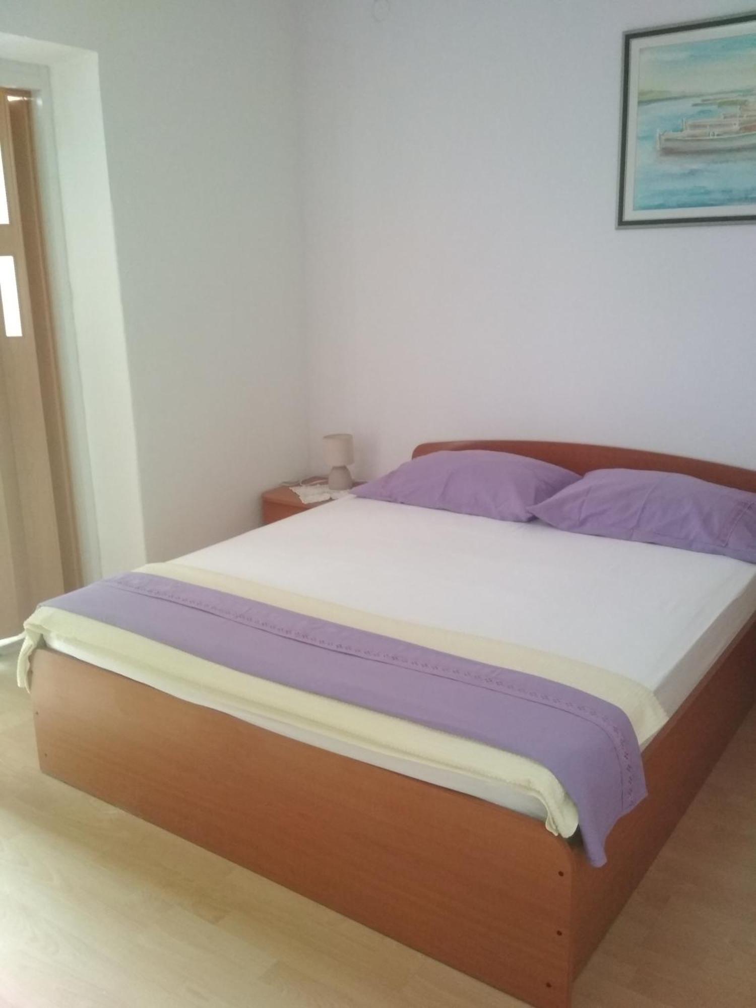 Apartmani Carevic Baška Voda Екстериор снимка