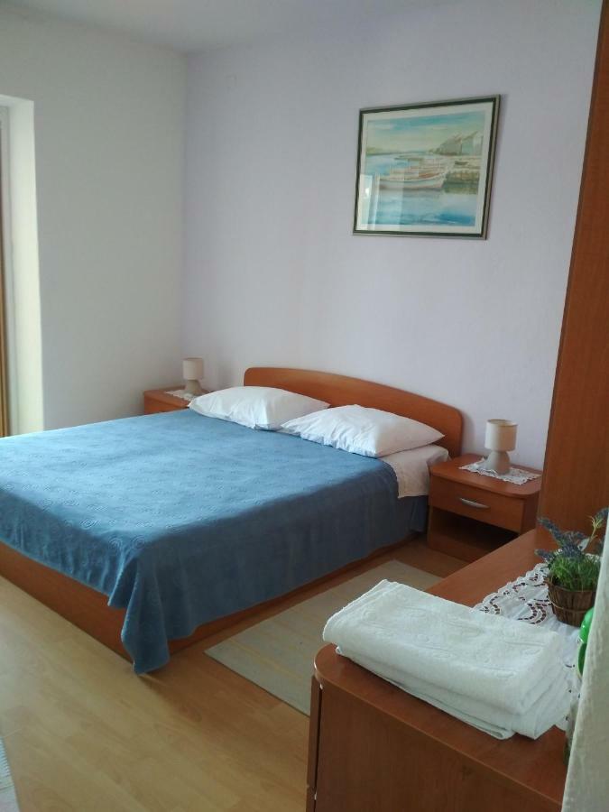 Apartmani Carevic Baška Voda Екстериор снимка