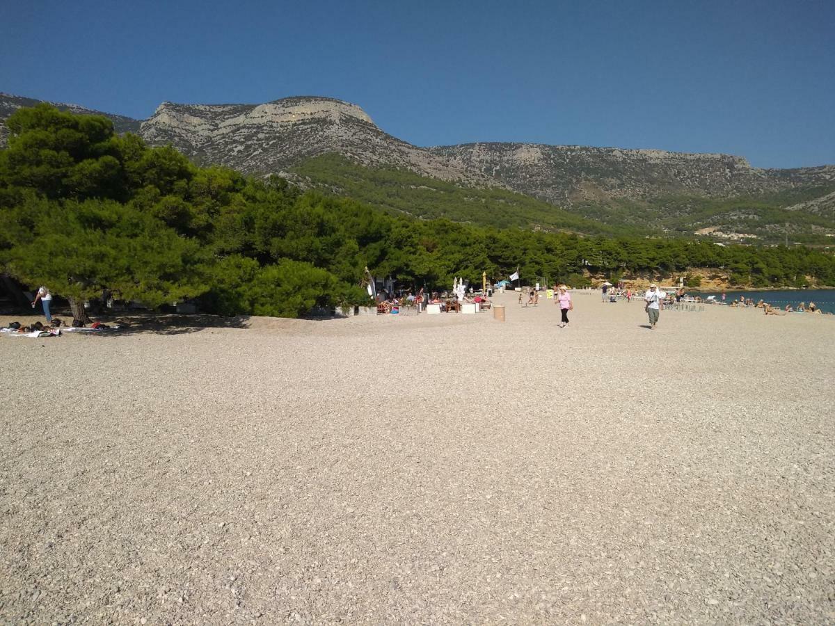 Apartmani Carevic Baška Voda Екстериор снимка